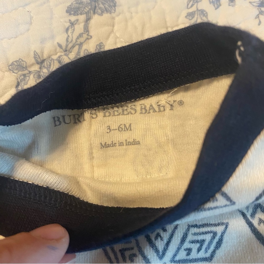 Burt’s Bees Baby Organic Cotton Baby Clothes Bundle - Picture 3 of 11